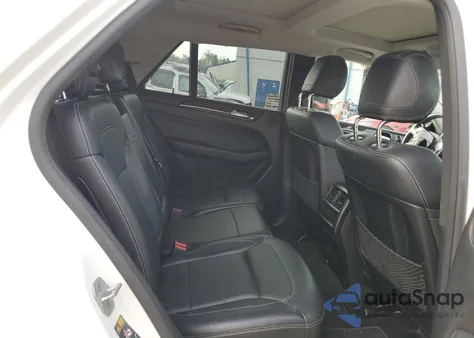 2014 Mercedes-Benz Ml 350 4Matic z USA, uszkodzony, nr VIN 4JGDA5HB6EA294034